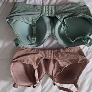 Set of 2 wireless pushup bras